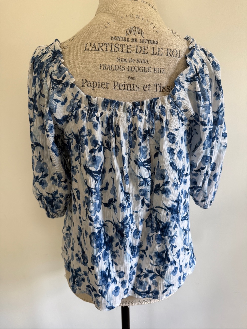 Abercrombie & Fitch White and Blue Floral Peasant Blouse - Picture 3 of 7